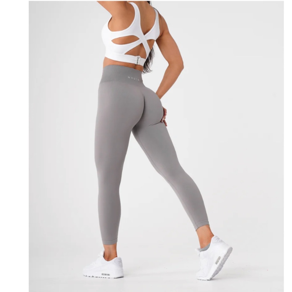 NVGTN Solid Seamless Leggings Light Grey Size Small